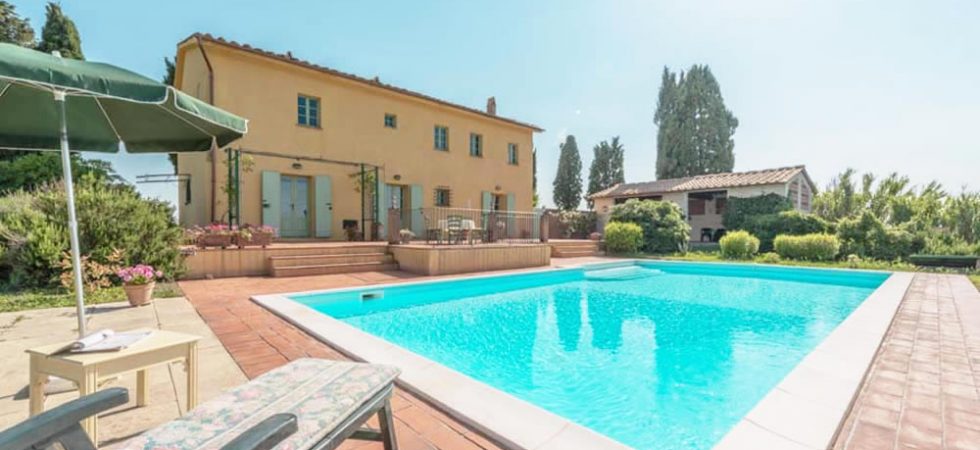 Farmhouse in stunning location with panoramic swimming pool, Castelfalfi, Florence, Tuscany