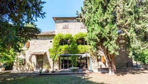 Renovated Villa with 5 BDRS, and beautiful views, Poggio, Chianti