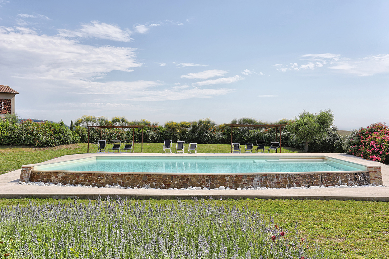 Stunning 2 BDR apt and semi-detached, panoramic swimming pool, Palaia, Pisa, Tuscany