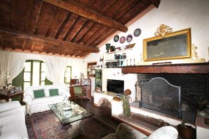 HISTORIC COUNTRY HOUSE WITH 6 BDR, PANORAMIC VIEWS, SET IN THE PISANE HILLS, TUSCANY
