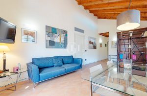 Stunning 2 BDR apartment with panoramic terraces, swimming pool, Manerba, Lake Garda