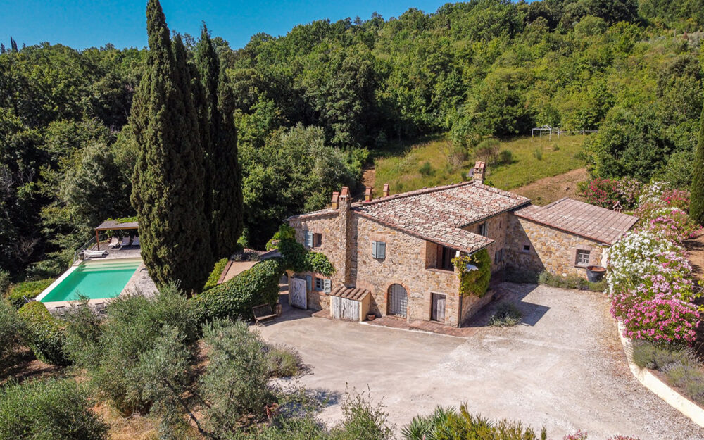 STUNNING TUSCAN VILLA WITH POOL AND OLIVE GROVE, MONTECATINI VAL DI CECINA, PISA, TUSCANY