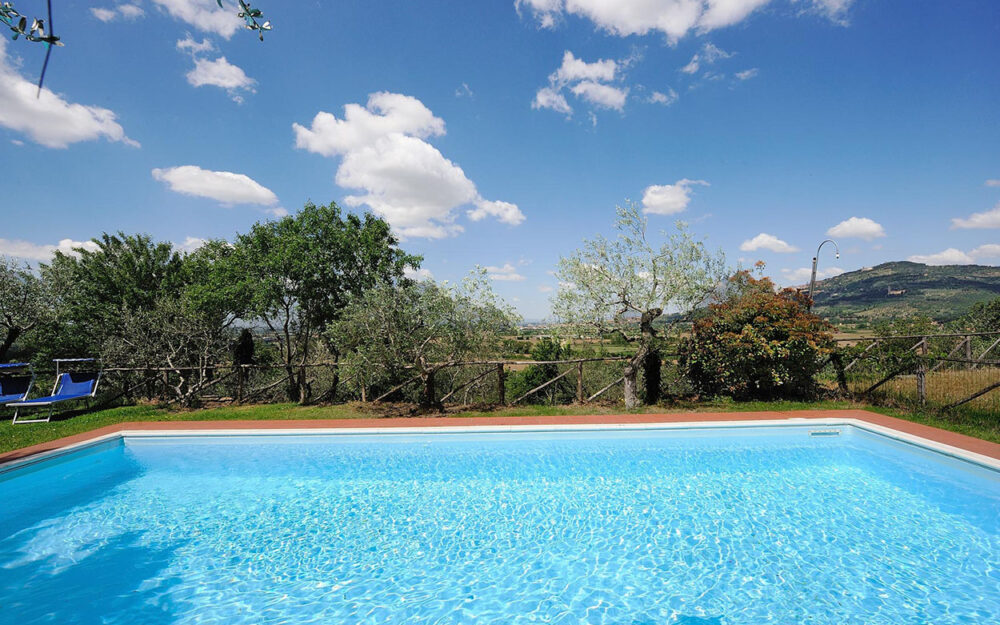 CHARMING 2 BDR STONE HOUSE, PANORAMIC POOL, CORTONA, AREZZO, TUSCANY