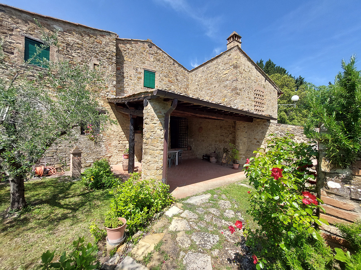 CHARMING 2 BDR APARTMENT, GARDEN & POOL IN CHIANTI, BARBERINO TAVARNELLE, FLORENCE, TUSCANY