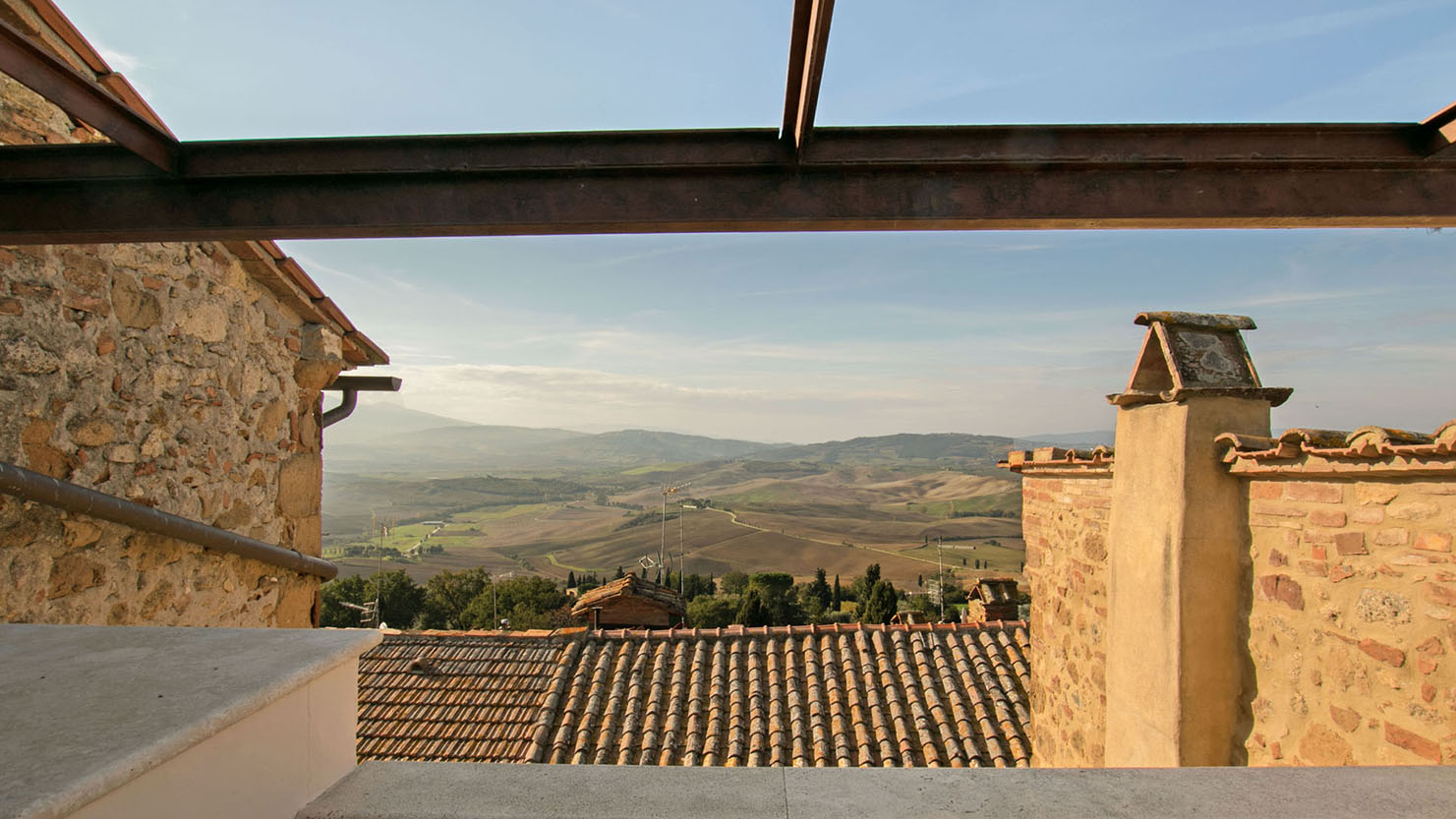 ELEGANT 2 BDR APARTMENT WITH PANORAMIC VIEWS, PIENZA, SIENA, TUSCANY