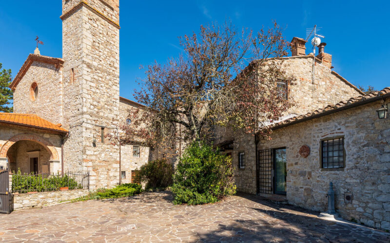 CHARMING 6 BDR RESTORED PORTION OF FARMHOUSE, PRIVATE POOL, GARDEN, CASTELLINA IN CHIANTI, SIENA, TUSCANY
